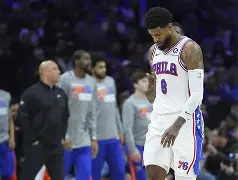 尼斯球员受伤退赛，对球队影响不大